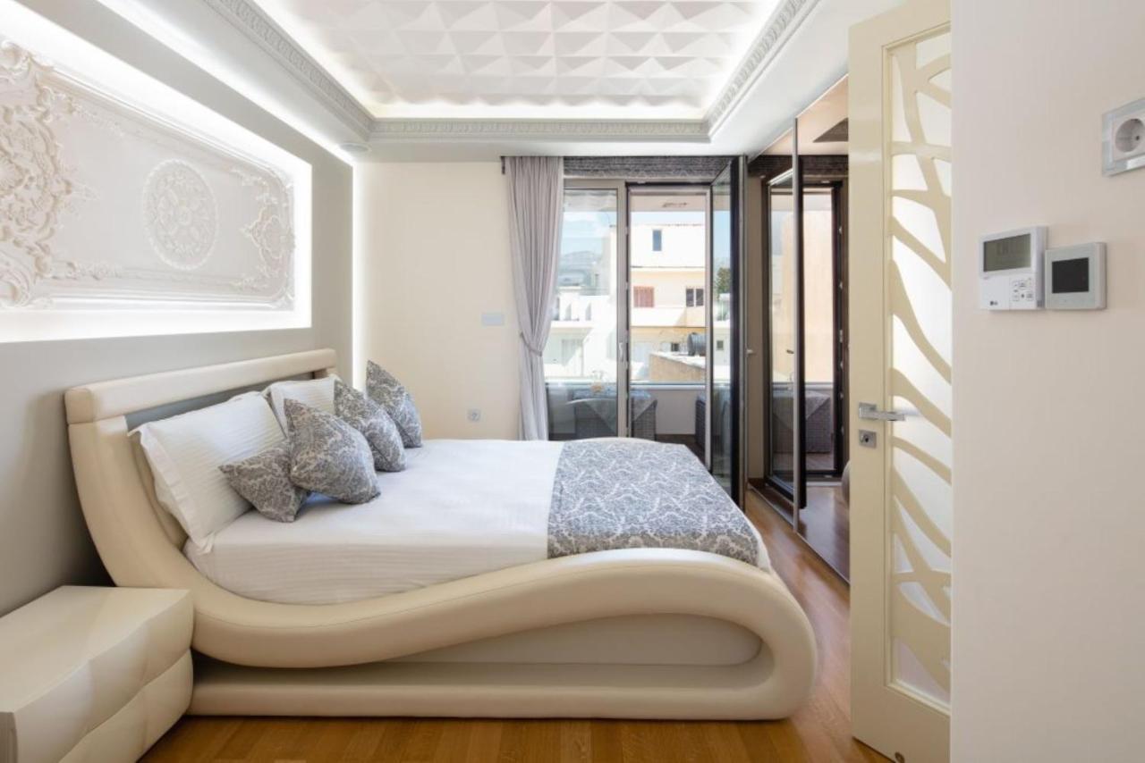 De President Suite, Demani President Suites Szitía Kültér fotó
